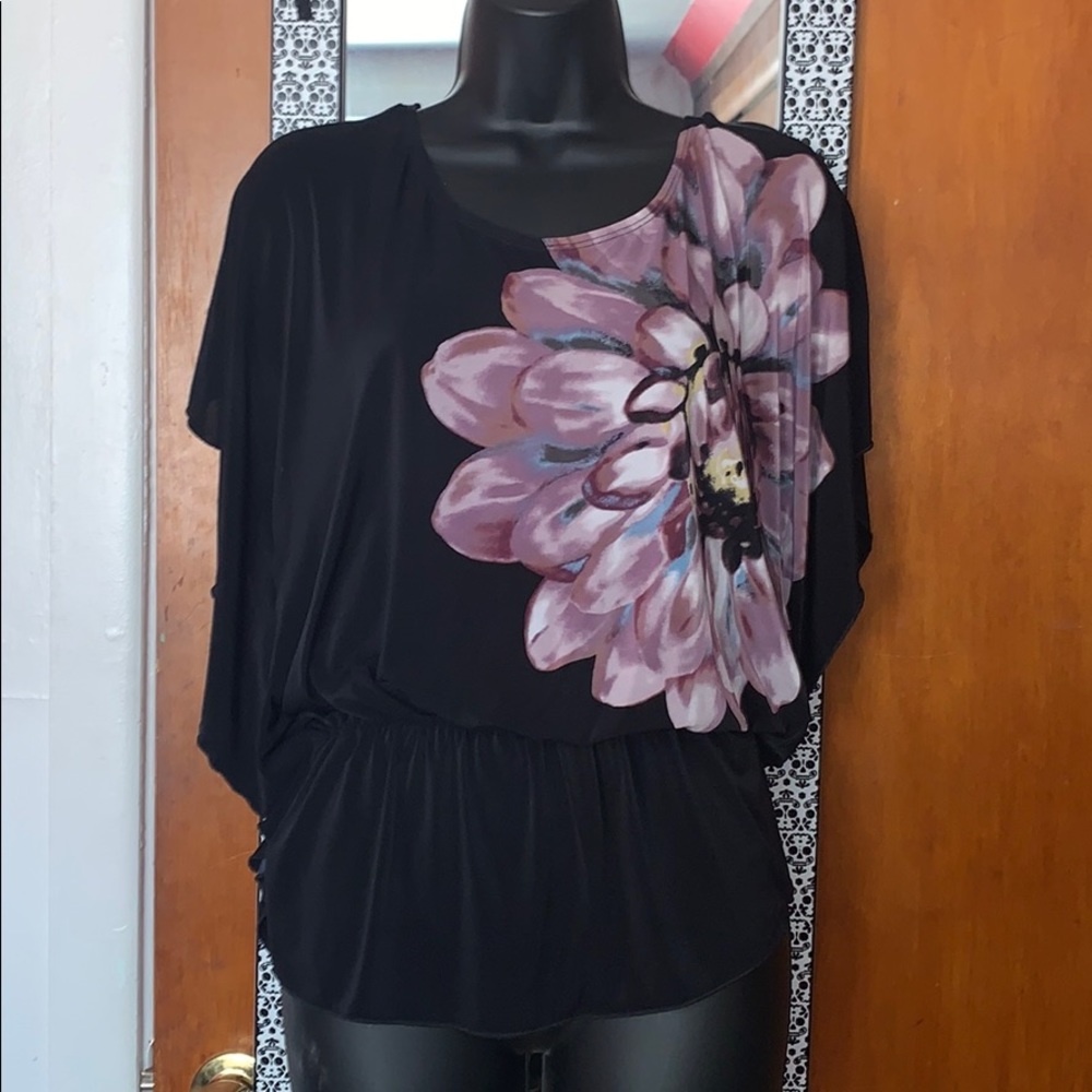Flower blouse 💟